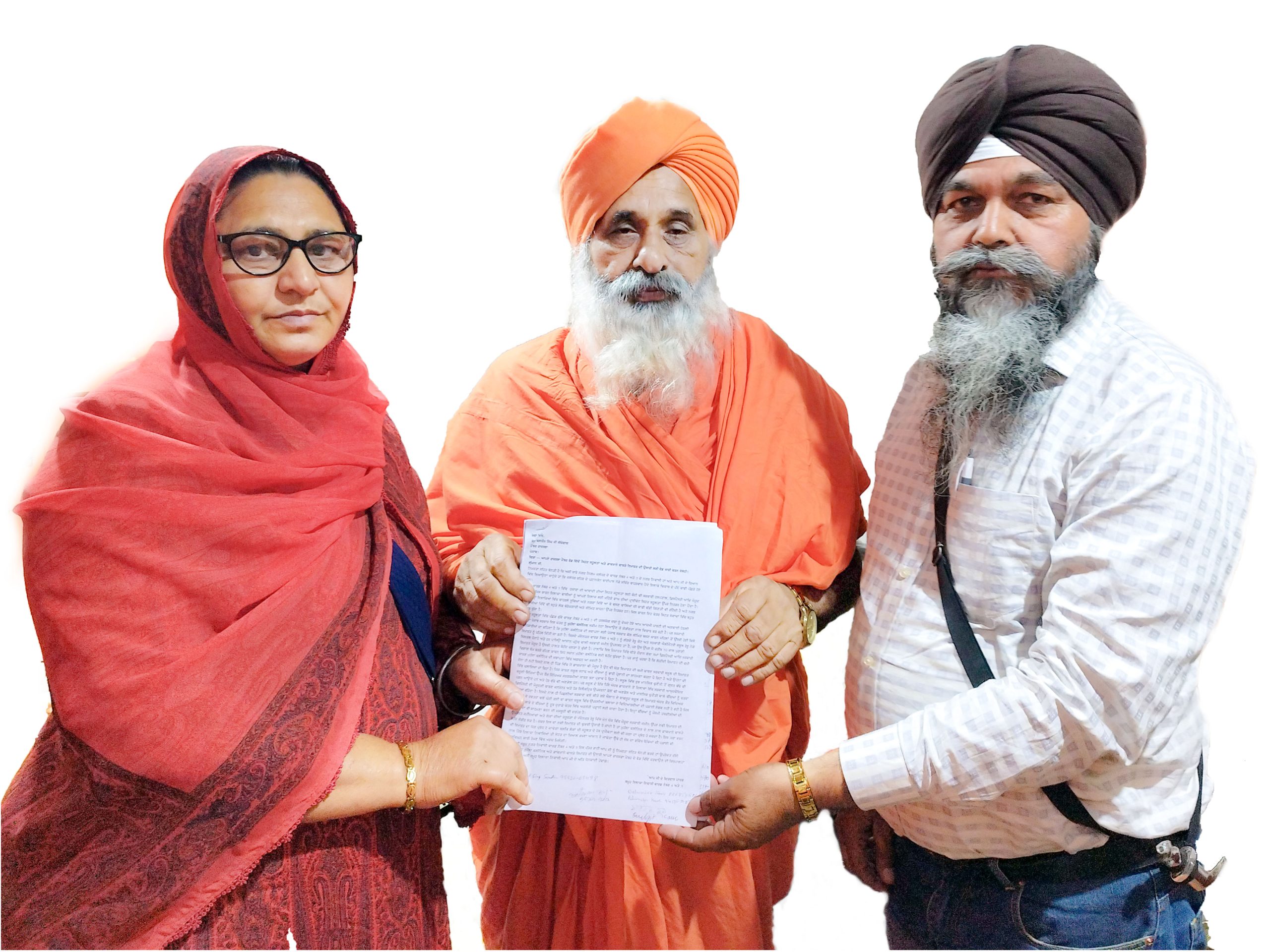 राज्यसभा सदस्य पद्मश्री संत बलबीर सिंह सीचेवाल ने संधू परिवार को जनकल्याण के क्षेत्र में आगे आने के लिए आशीर्वाद दिया।