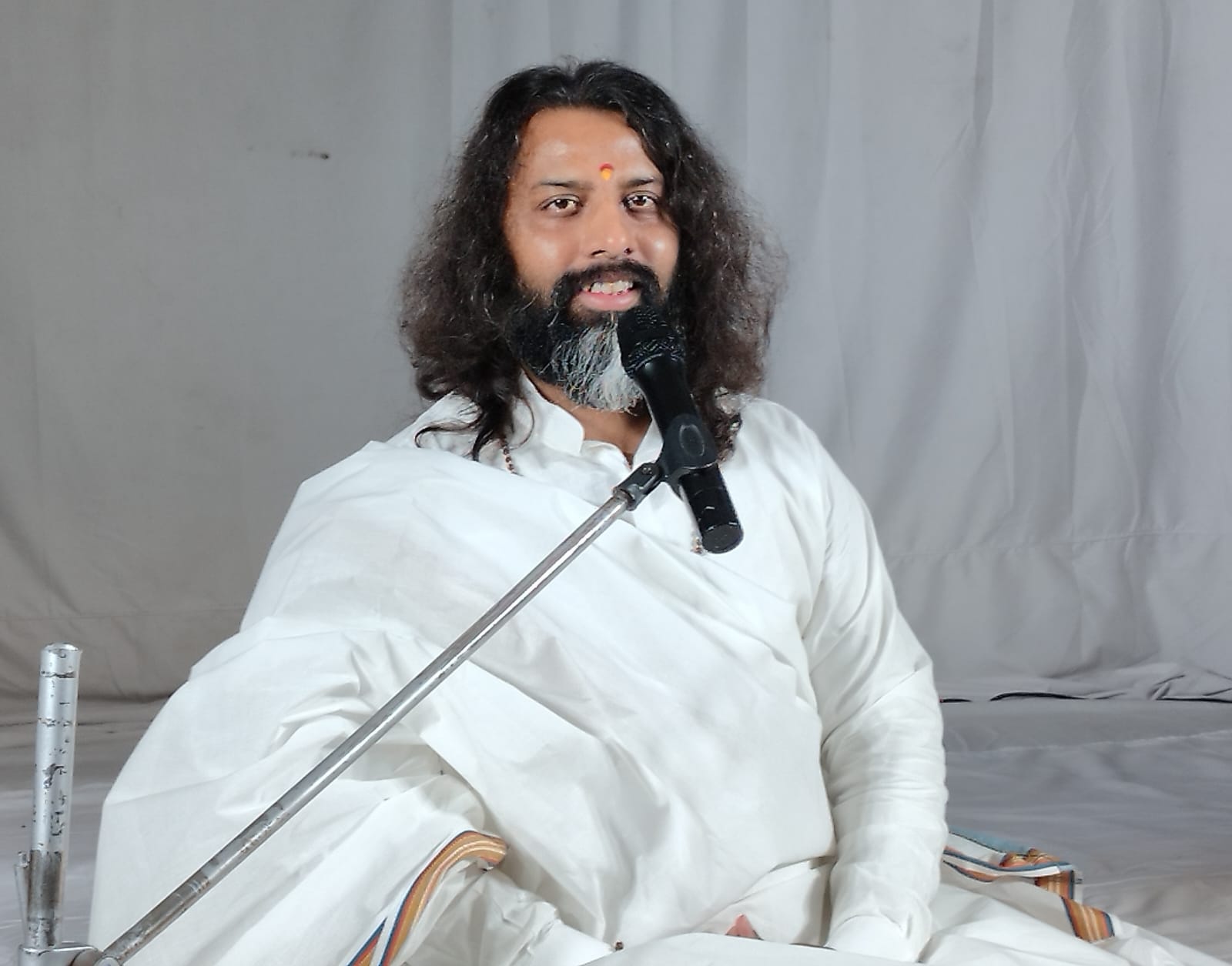 व्यक्तिगत स्वार्थ से ऊपर उठकर किये गये कार्य मनुष्य को महान बनाते हैं – ब्रह्मऋषि विशाल जी