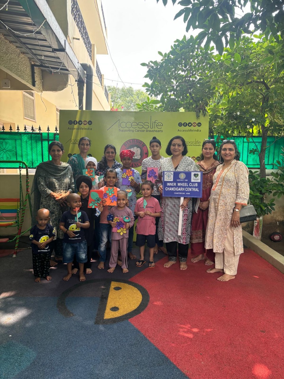 कठपुतलियों के शौ ने कैंसर पीड़ित बच्चों के चेहरों पर बिखेरी मुस्कान